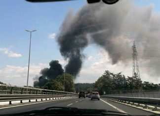 Nuovo incendio a Roma nei pressi di via del Foro Italico
