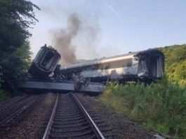 Treno passeggeri deraglia in Scozia, diversi feriti gravi