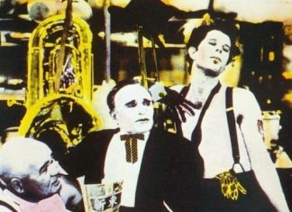 Swordfishtrombones, quando Tom Waits divenne Tom Waits La copertina di Swordfishtrombones di Tom Waits - Ph: web