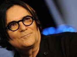 Renato Zero Vs Achille Lauro, i look degli istrioni della musica a confronto Renato Zero-photo credits: web