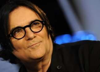 Renato Zero Vs Achille Lauro, i look degli istrioni della musica a confronto Renato Zero-photo credits: web