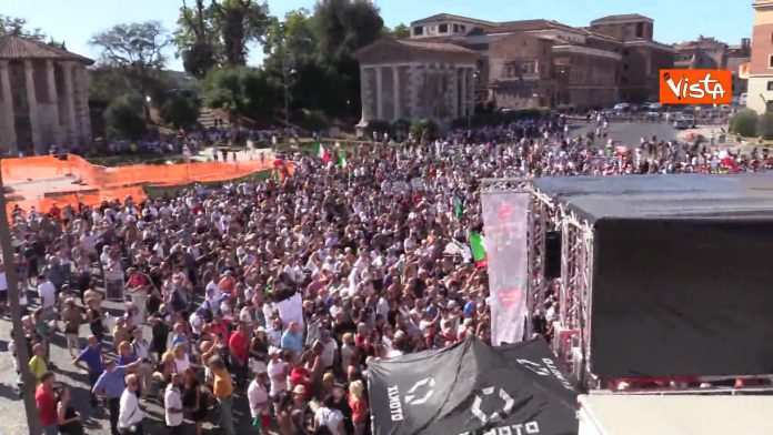 I no mask a Roma (Primocanale)
