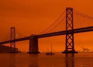 Incendi a San Francisco: il Golden Gate in una nube arancione