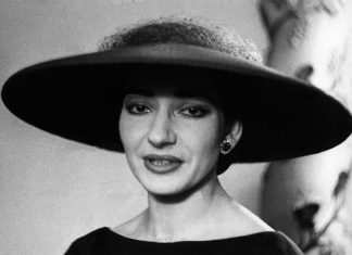 Maria Callas: una reincarnata Cleopatra nella voce del Novecento Maria Callas - immagine Pinterest