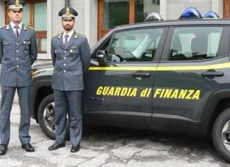 10 arresti per associazione a delinquere: contrabbando di prodotti petroliferi Guardia di finanza