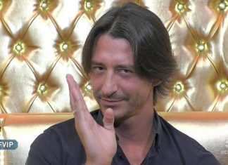 Francesco Oppini: frase choc contro Flavia Vento Francesco Oppini , curiosità e vita privata del figlio di Alba Parietti