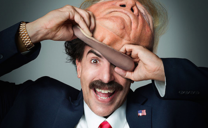 Borat con la maschera di Trump - Photo Credits: Indiewire.com
