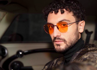 “Coraggio”, lo stile unico di Carl Brave carl brave-diregiovani.t