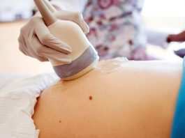 Iseo, arriva il bonus di 160 euro alle donne che dicono “no” all’aborto