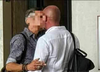 La replica di Ligabue sul famoso scoop di quel “Bacio gay”