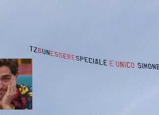 Chi è Simone, il fan che ha mandato l’aereo romantico a Tommaso Zorzi