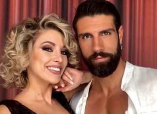 Chi è Lucrezia Lando, la ballerina provocante di Gilles Rocca