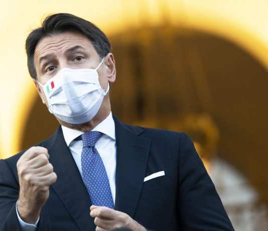 Il Governo al lavoro sul Dpcm: “Si tratta con le Regioni sulle chiusure” coronavirus, fonte normanno.com