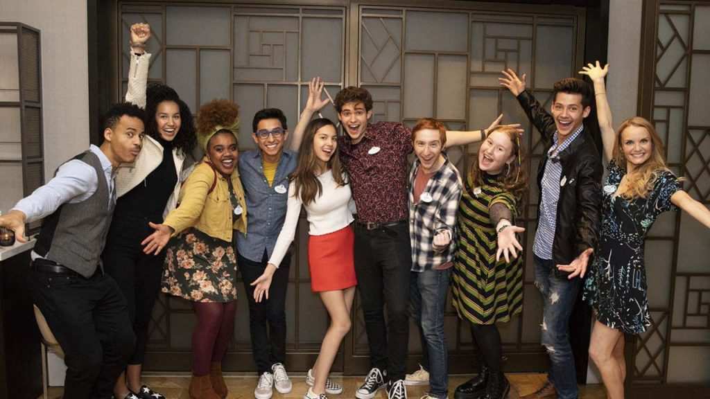 Il cast della serie di High School Musical.