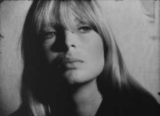 Nico, la “Sacerdotessa delle tenebre” Nico negli anni '60 - photo credits: left.it