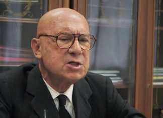 Chi è Paolo Bosisio, il preside de “Il Collegio”?