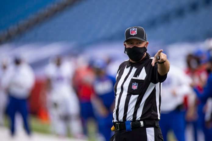 Arbitro NFL - Associated Press