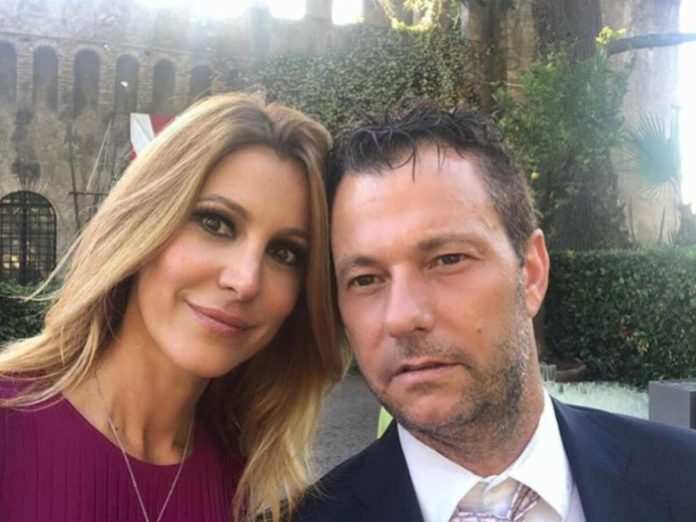 adriana volpe è single? Chi sgancia la bomba - Photo Credits cronacasocial.com