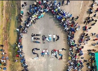 Nigeria, no al silenzio su #EndSARS #endsars - photo credits: web