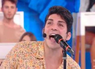 Chi è Giulio Musca, il talento scelto da Arisa ad Amici 20