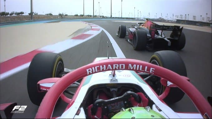 Schumacher Daruvala lotta Gara 1 Bahrain F2