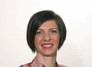 Chi è Roberta Sette, la prof “sessuologa” de Il Collegio