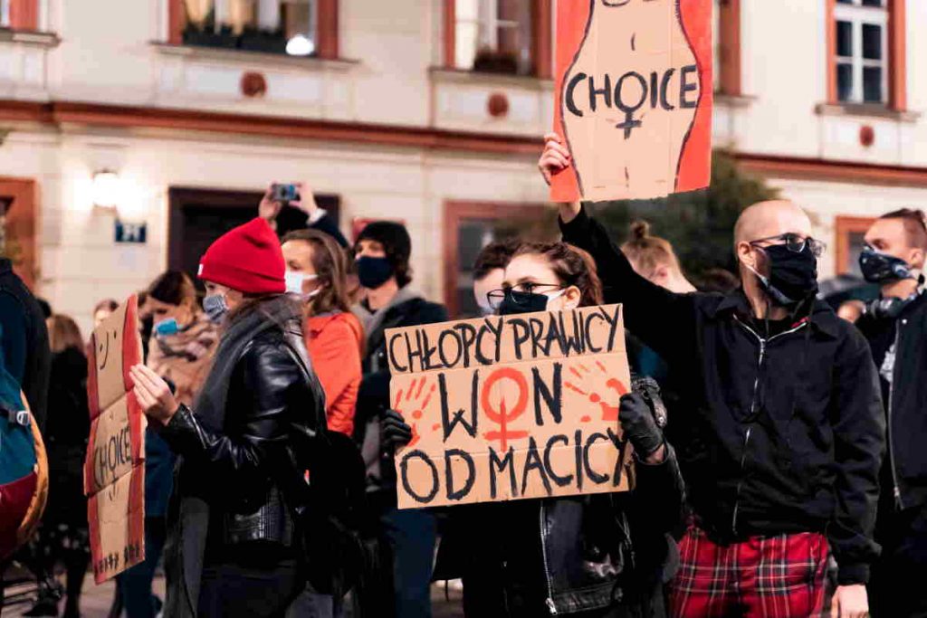Manifestanti in Polonia- immagine web