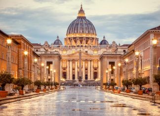 La consacrazione della basilica di San Pietro e il centro della cristianità basilica di San Pietro, fonte siviaggia.it