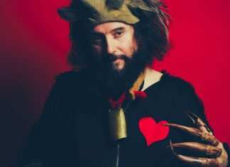 Vinicio Capossela al museo, quando musica e arte si incontrano Il cantautore Vinicio Capossela - photo credits: Rolling Stone Italia