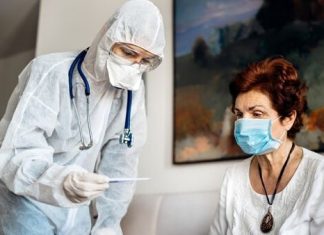 “Paracetamolo e niente antibiotici”, polemica sulla bozza del protocollo “cure a casa”