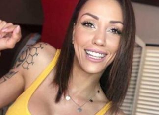 Selvaggia Roma e la foto del misterioso flirt con il bel Iannone
