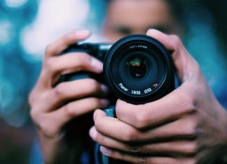 Fotocamere online: conviene acquistare sul web?