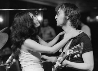 Double Fantasy, John Lennon e l’importanza delle cose semplici Yoko Ono e John Lennon - Ph: johnlennon.com