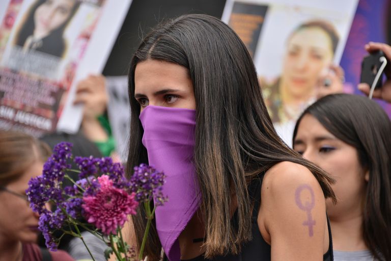 proteste contro i femminicidi in messico
