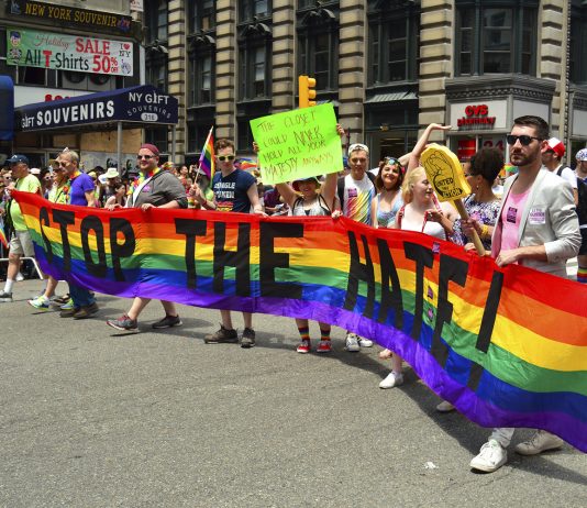 La Cassazione approva l’adozione per le coppie gay all’estero