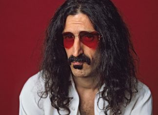 Frank Zappa, il gigante della musica che ha reso unico il ‘900 Frank Zappa- Photo Credits: stonemusic.it