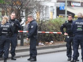 Sparatoria a Berlino, almeno quattro feriti a Kreuzberg