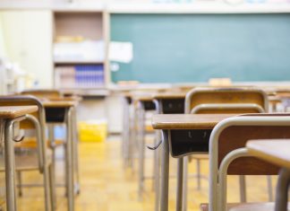 Divieti Dpcm, scuole a rischio chiusura: i docenti chiedono ferie anticipate