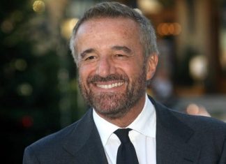 Christian De Sica, il mito dei Cinepanettoni Photo credit: Trash Italiano