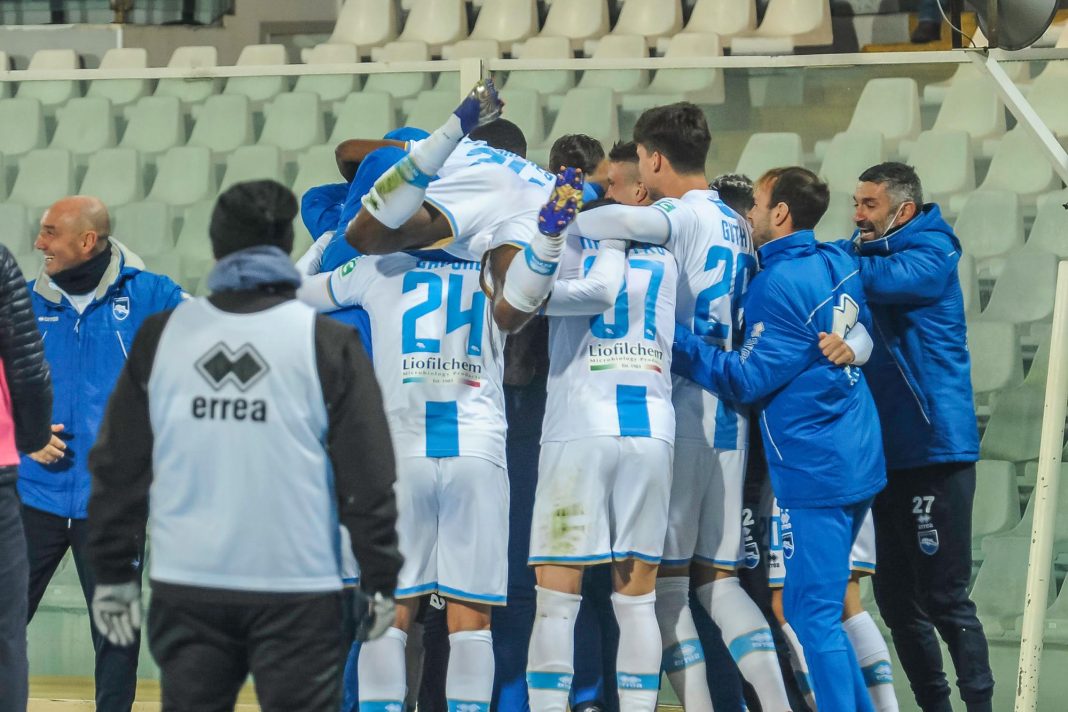 Esultanza Pescara - Foto da: Pagina Facebook ufficiale Pescara Calcio.