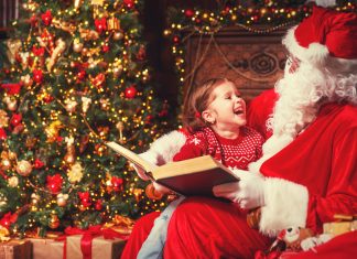 Il 25 dicembre si celebra in tutto il mondo il Natale: ecco le diverse tradizioni e chi porta i doni
