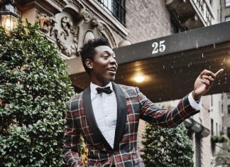I look uomo perfetti per Natale Look uomo Natale Credits: Pinterest