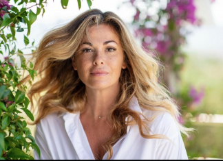 Vanessa Incontrada: la foto in bikini su Nuovo scatena le polemiche Vanessa Incontrada - Ph © Giovanni DeSandre