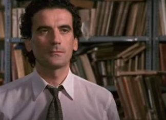 “Pensavo fosse amore invece era un calesse”, stasera in tv l’amore secondo Troisi Pensavo fosse amore invece era un calesse, fonte viagginews.it