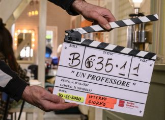 “Un Professore”, al via le riprese della nuova serie tv per Rai Uno Un Professore, primo ciak per la serie tv di Rai Uno - Per gentile concessione di Daniele Mignardi e Banjay Studios
