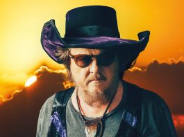 “D.O.C. Deluxe” di Zucchero riaccende il nostro spirito nel buio Zucchero Sugar Fornaciari, cover del disco D.O.C. Deluxe - photo credits: zucchero.it