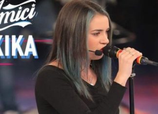 Chi è Kika di Amici 2020? La sua storia tra bullismo musica