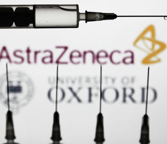 Aifa concede il via libera al vaccino AstraZeneca