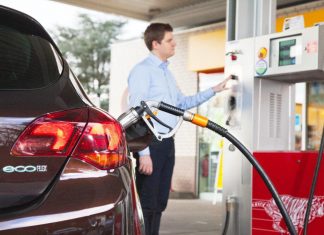 Il via oggi al Cashback di Natale, anche per le spese dell’auto