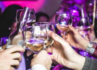 Coronavirus e Natale: feste private con sanzioni e multe